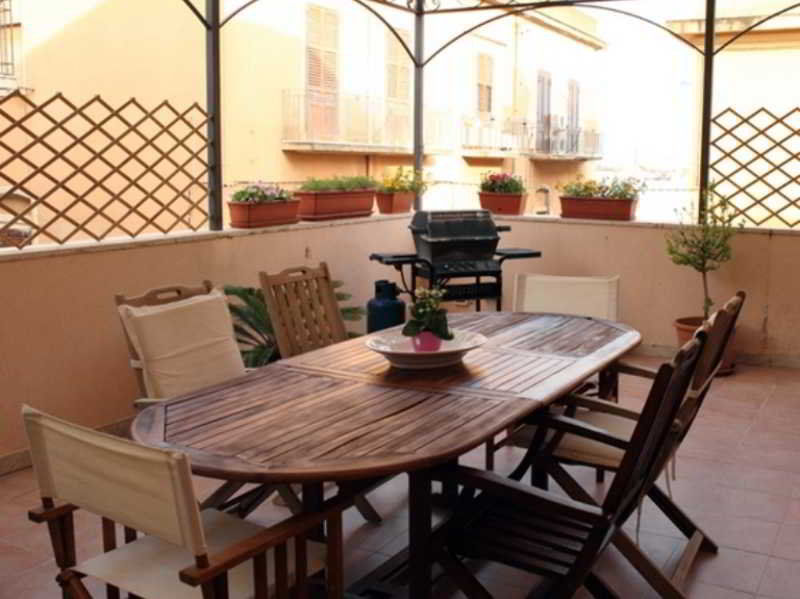 تراباني B&B La Terrazza Sul Porto المظهر الخارجي الصورة